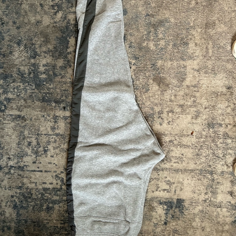 Nike Gray Sweatpants with Black Stripe